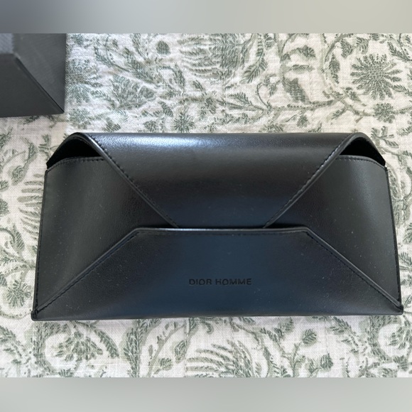 Dior Sunglasses - Picture 3 of 9